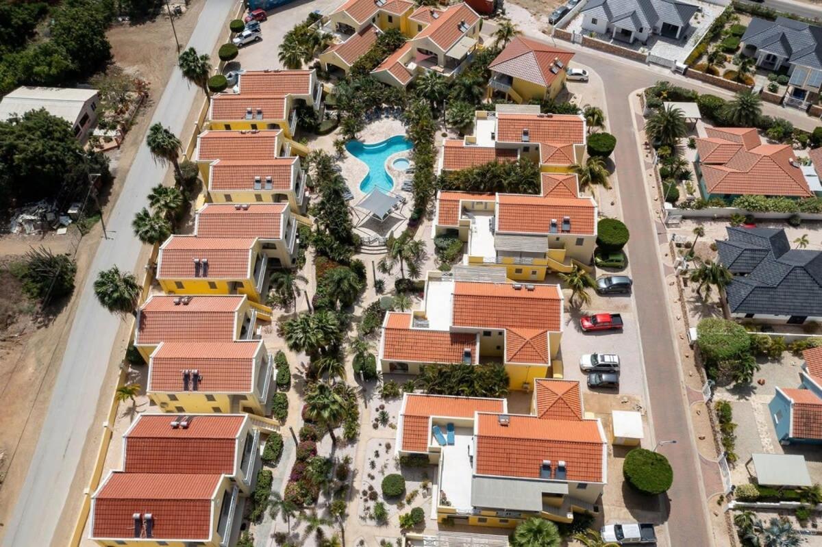 Caracara M2 Relax & Dive Resort Bonaire Village Playa Exterior foto